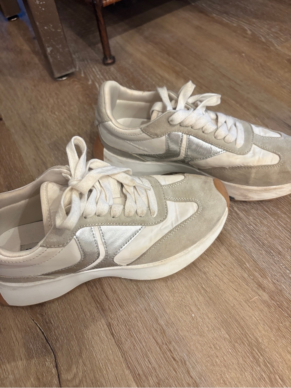 Steve Madden Sneakers